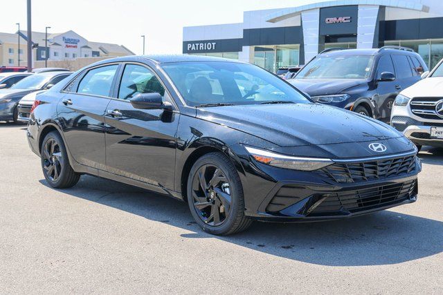 2026 Hyundai Elantra 2.0 SEL Sport IVT's photo