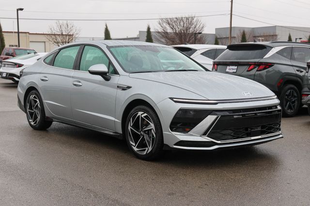 2026 Hyundai Sonata SEL AWD's photo
