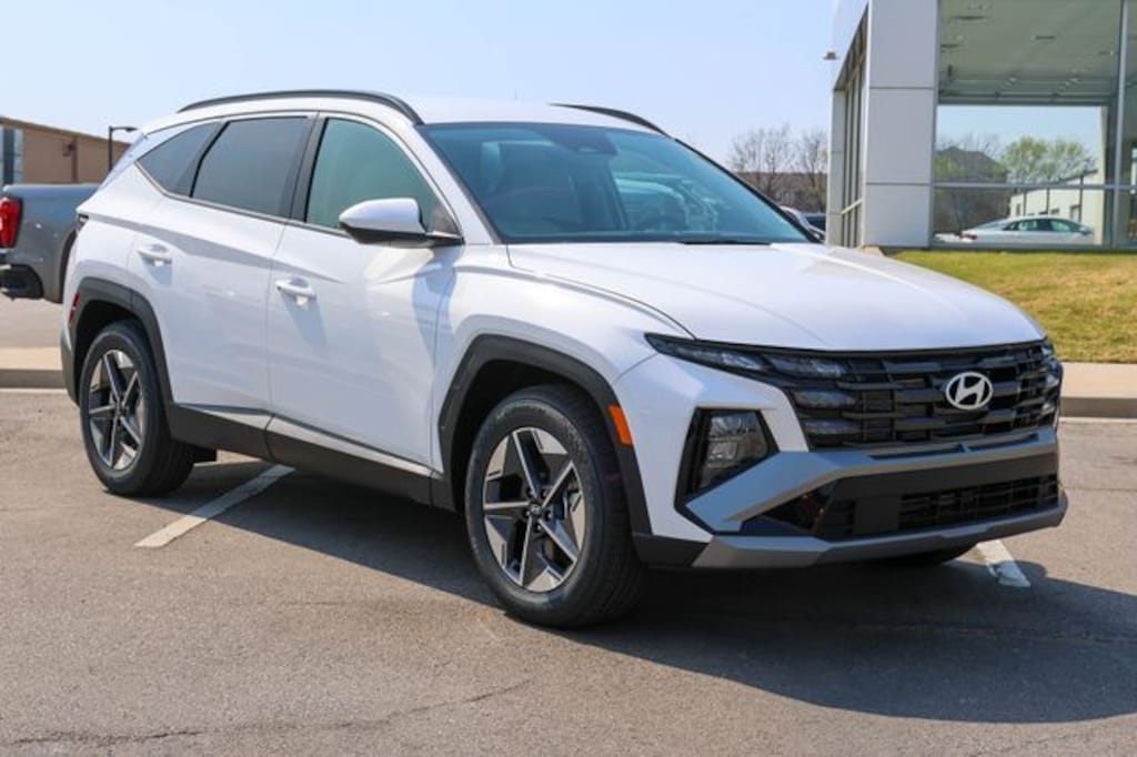 New 2026 Hyundai Tucson SEL FWD SUV