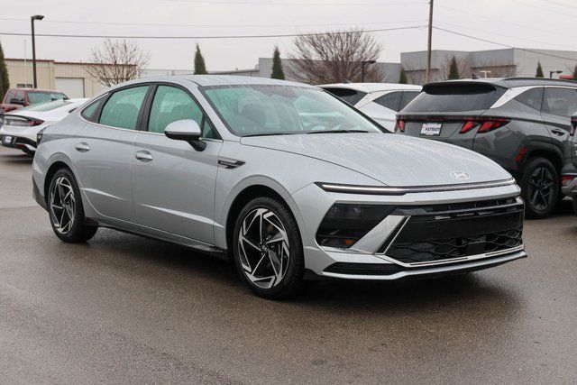 2026 Hyundai Sonata SEL AWD's photo
