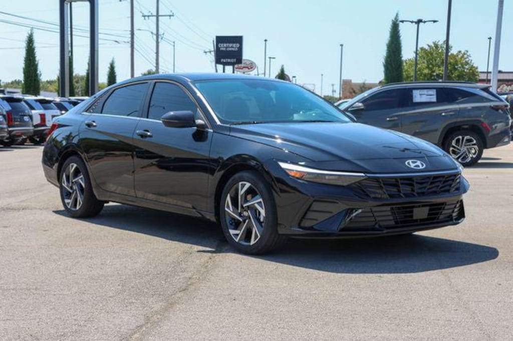 New 2026 Hyundai Elantra Limited Sedan