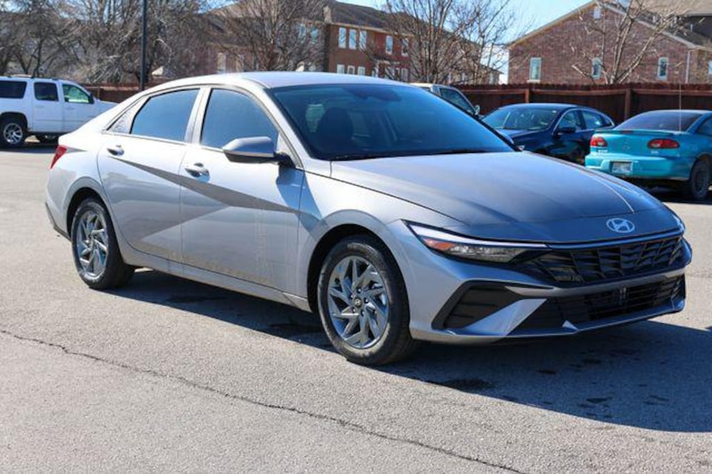 New 2026 Hyundai Elantra Hybrid Blue Sedan