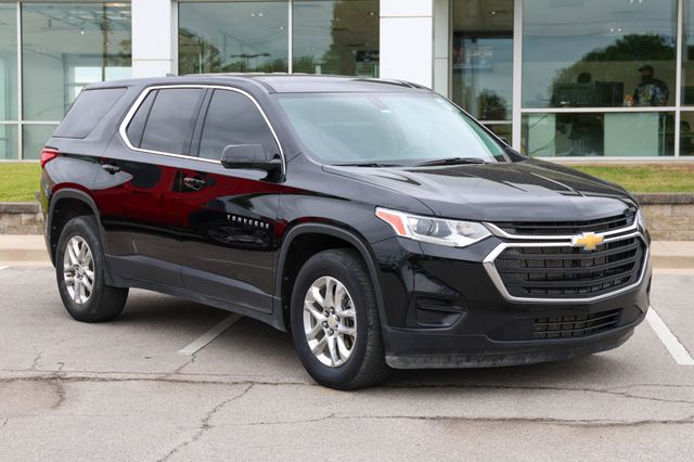 2021 Chevrolet Traverse FWD LS's photo