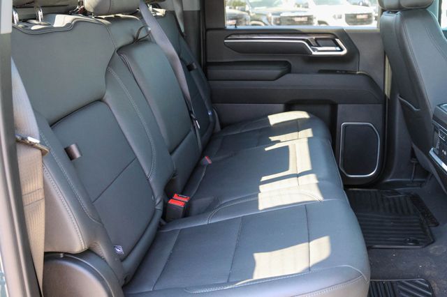 2025 Chevrolet Silverado 2500HD LTZ - Photo 18