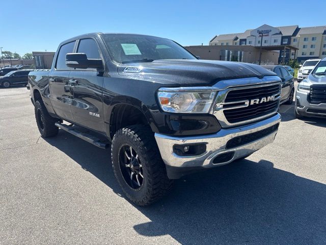 2019 RAM 1500 Big Horn/Lone Star 4x4 Crew Cab 6'4's photo