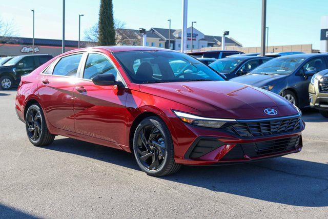 2026 Hyundai Elantra 2.0 SEL Sport IVT's photo