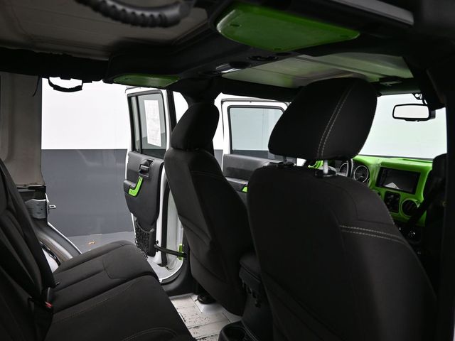 2017 Jeep Wrangler Unlimited Rubicon - Photo 19