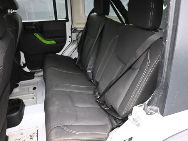 2017 Jeep Wrangler Unlimited Rubicon - Photo 16