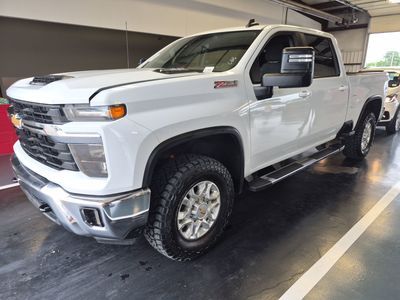 2024 Chevrolet Silverado HD LT 4WD Crew Cab Standard Box's photo
