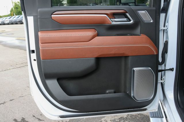 2025 GMC Sierra 2500HD Denali Ultimate - Photo 18