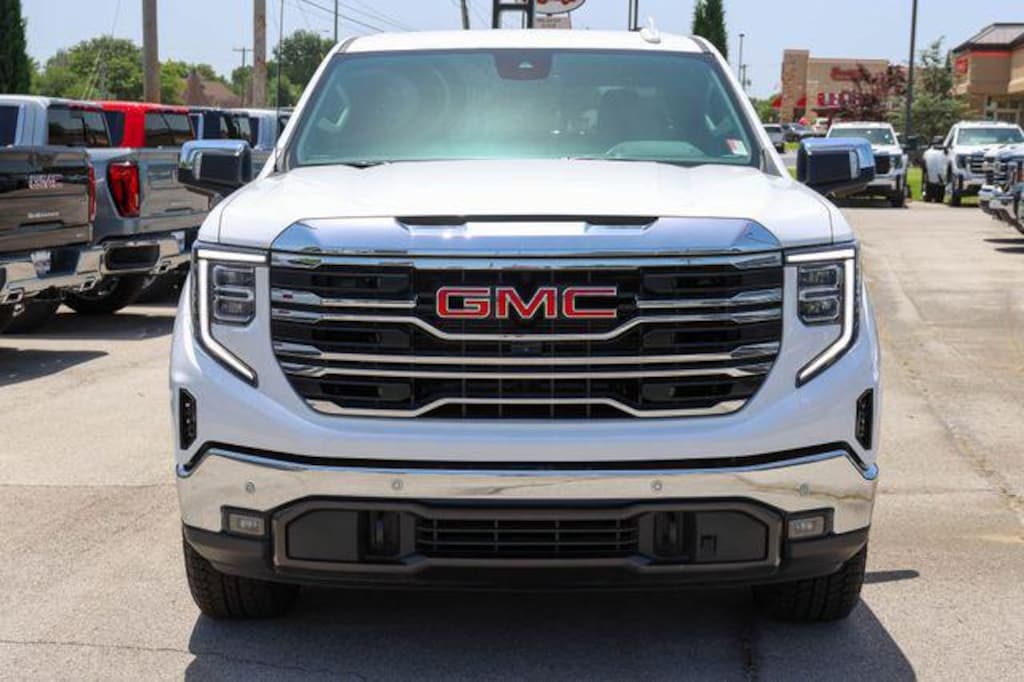 New 2026 GMC Sierra 1500 Crew Cab, Short Bed, SLT, 4WD Truck Crew Cab