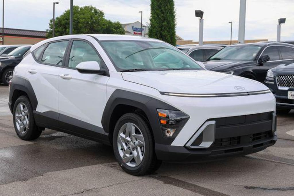 New 2026 Hyundai Kona SE FWD SUV