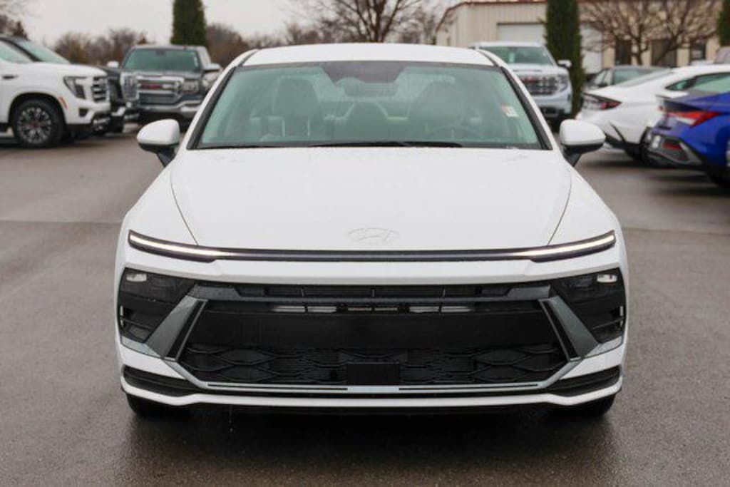 New 2026 Hyundai Sonata SE Sedan
