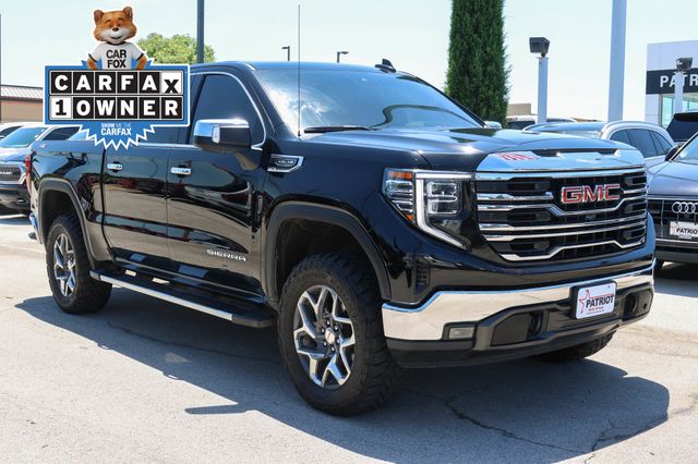 2024 GMC Sierra 4WD Crew Cab Short Box SLT's photo