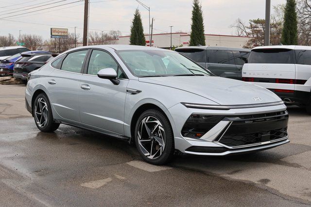 2026 Hyundai Sonata SEL AWD's photo