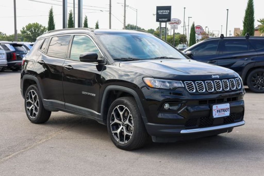Used 2025 Jeep Compass Limited SUV