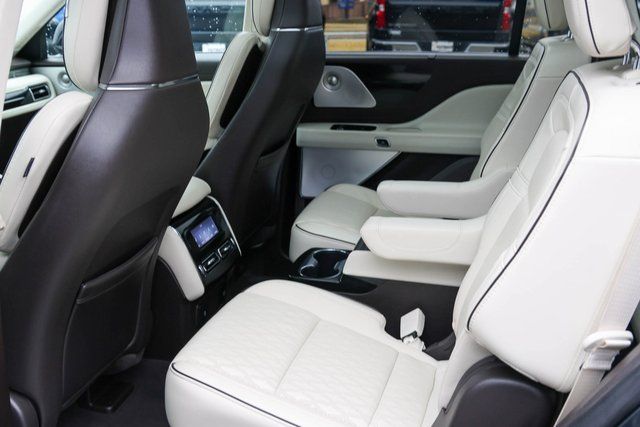 2023 Lincoln Aviator Black Label - Photo 16