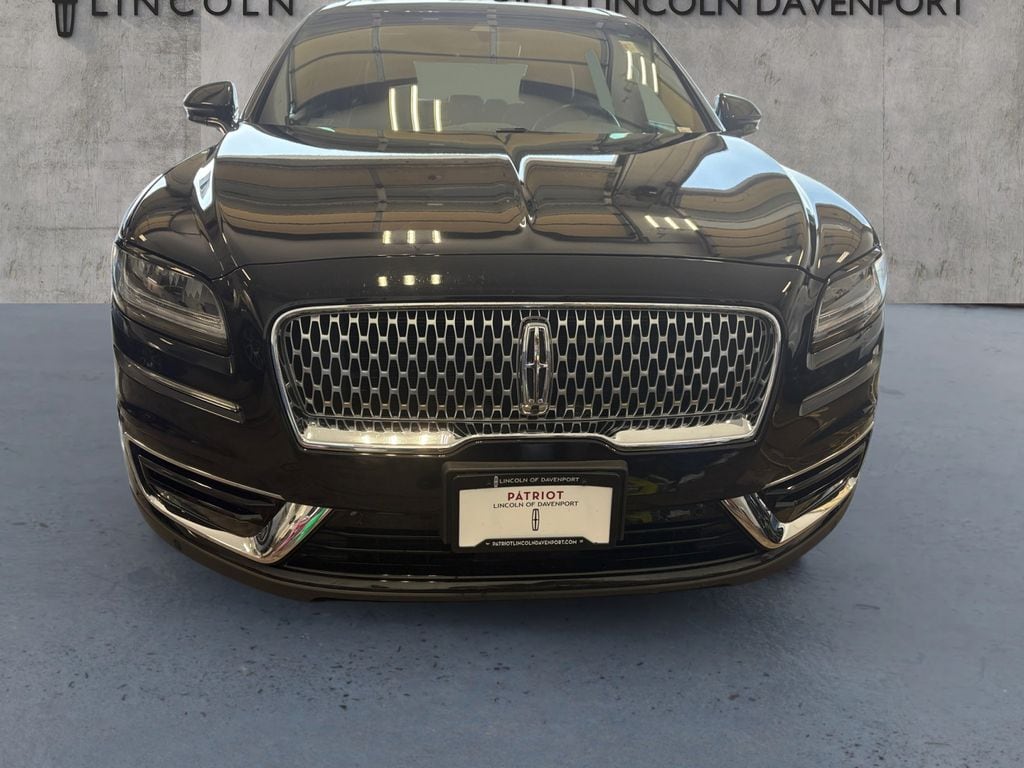Used 2020 Lincoln Nautilus Reserve with VIN 2LMPJ8KP2LBL00405 for sale in Davenport, IA