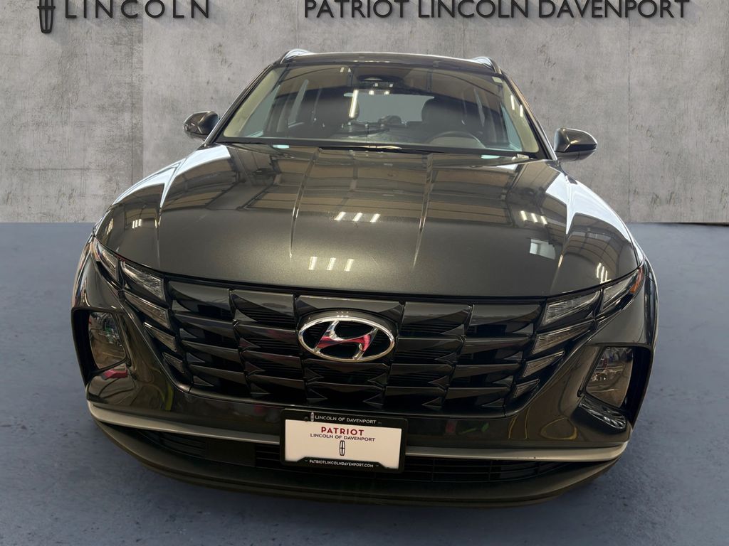 Used 2024 Hyundai Tucson SEL with VIN 5NMJBCDE7RH351183 for sale in Davenport, IA