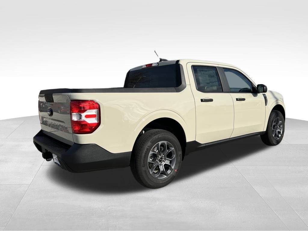 New 2025 Ford Maverick XLT Truck