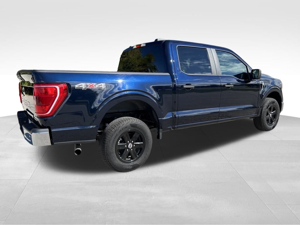 2023 Ford F-150 XLT photo 3