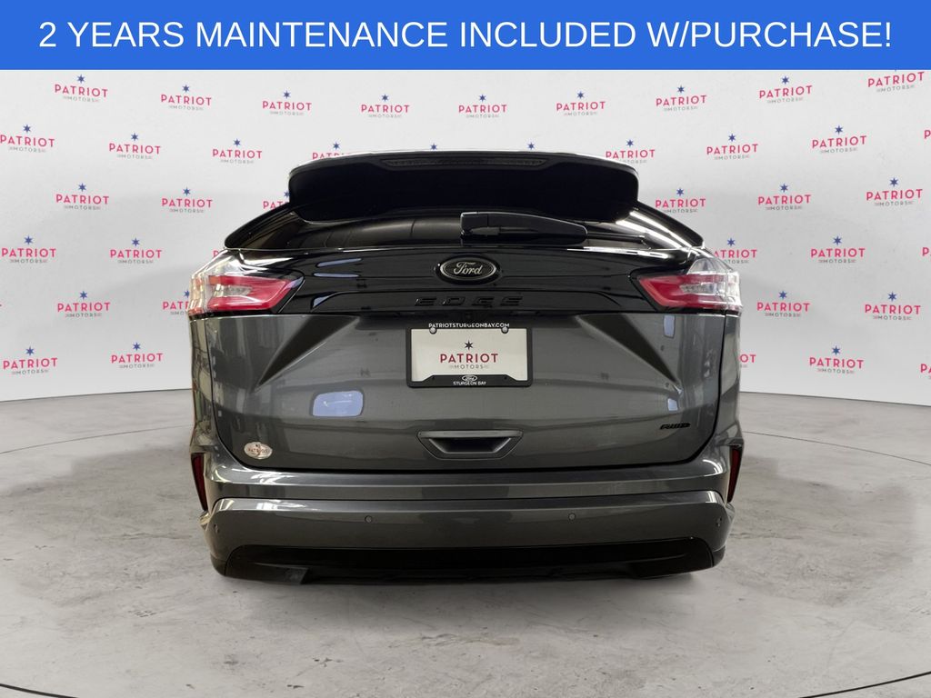 2024 Ford Edge SE photo 3