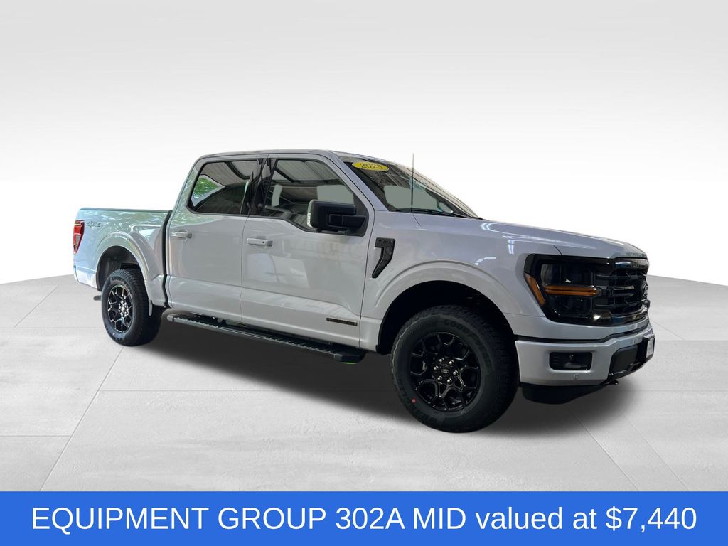 2025 Ford F-150 XLT's photo