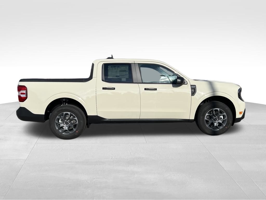 New 2025 Ford Maverick XLT Truck