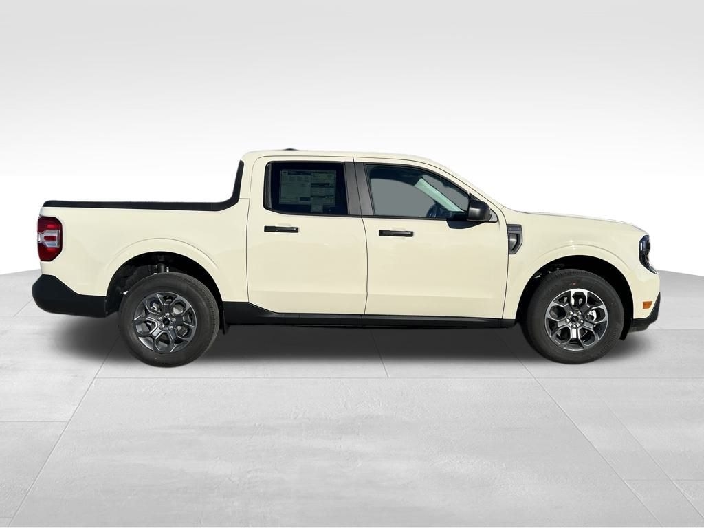 New 2025 Ford Maverick XLT Truck