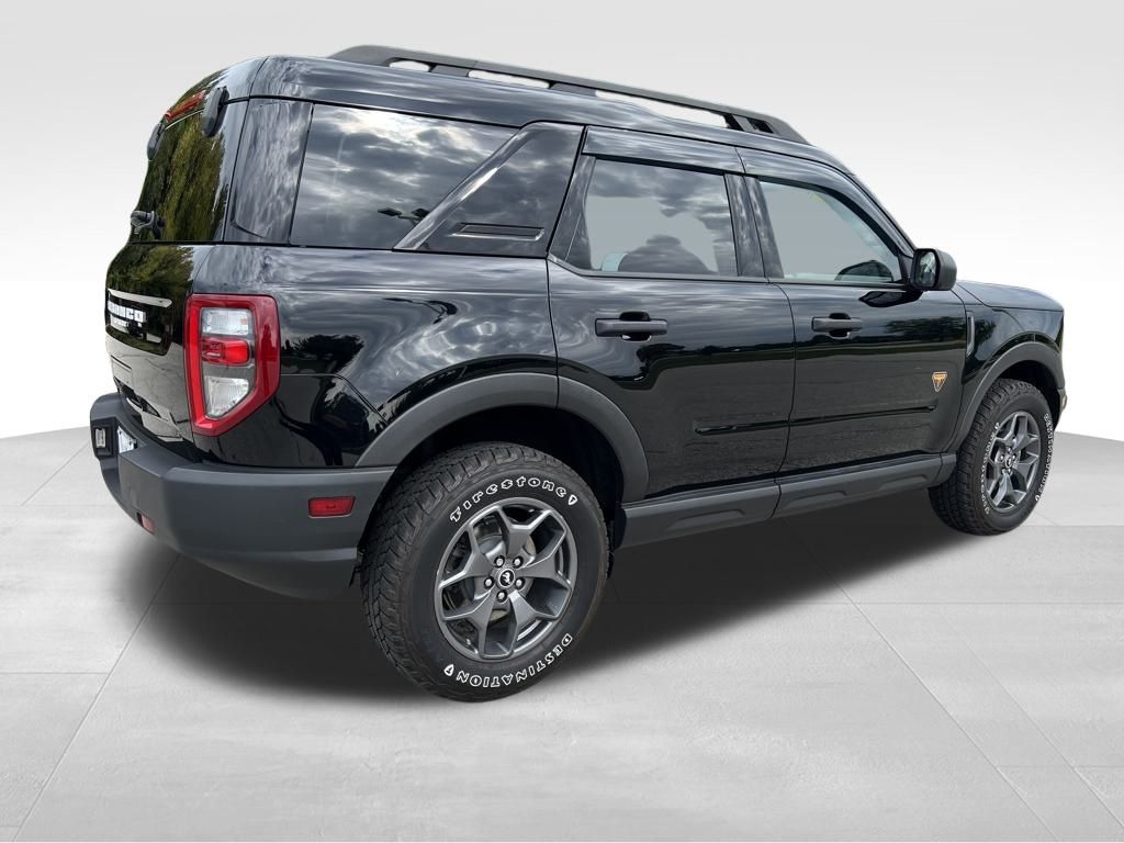 2021 Ford Bronco Sport Badlands photo 2