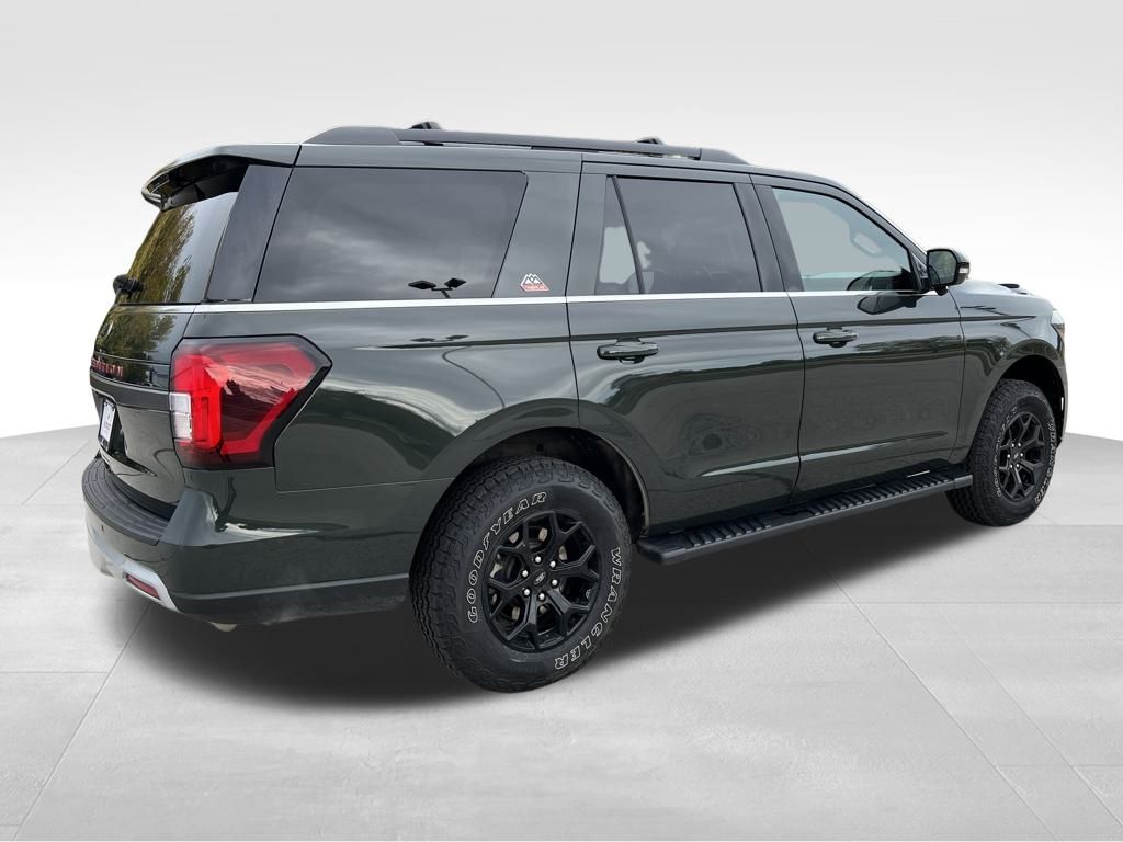 2022 Ford Expedition Timberline photo 3