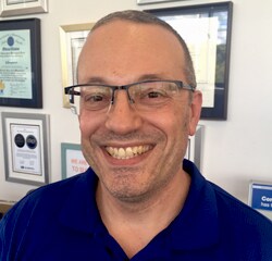 Staff member Joe Genender from a23ae0b63629