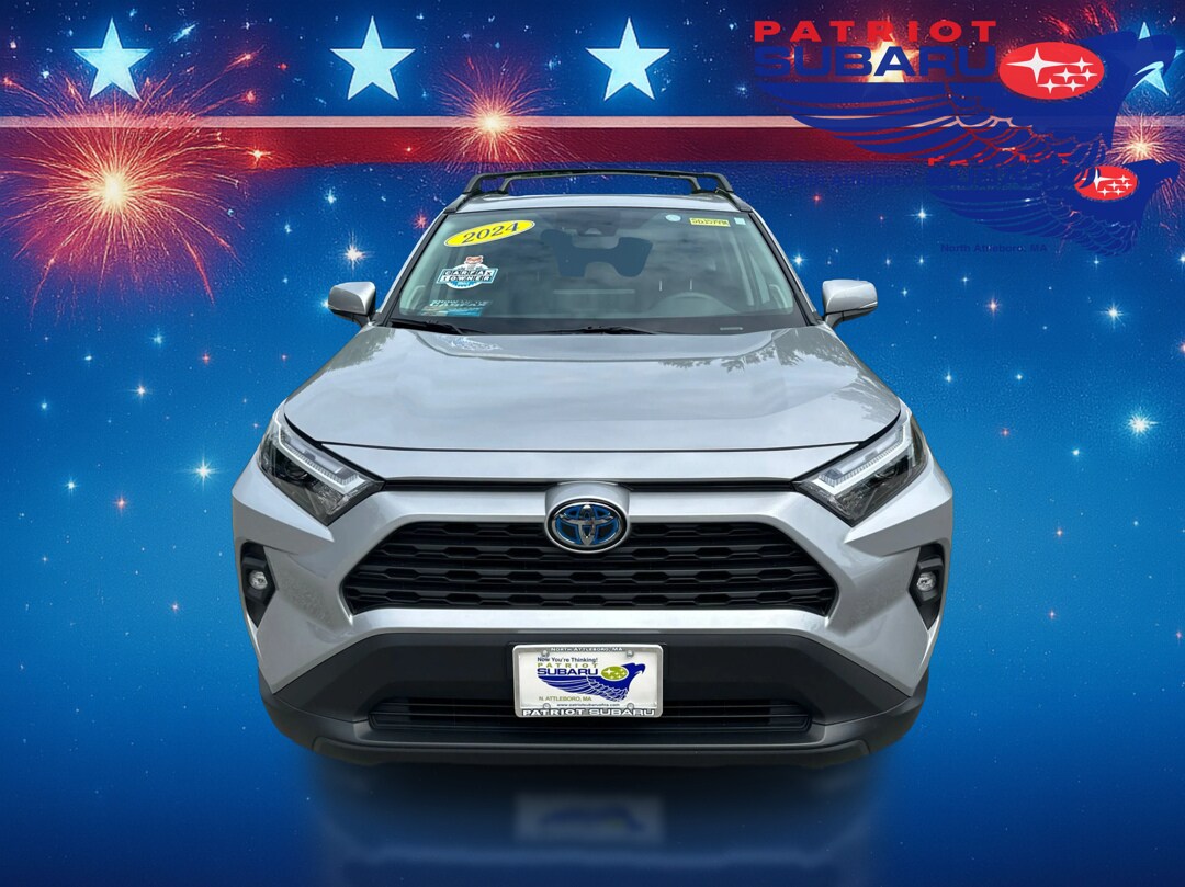 2024 Toyota RAV4 Hybrid XLE Premium photo 3
