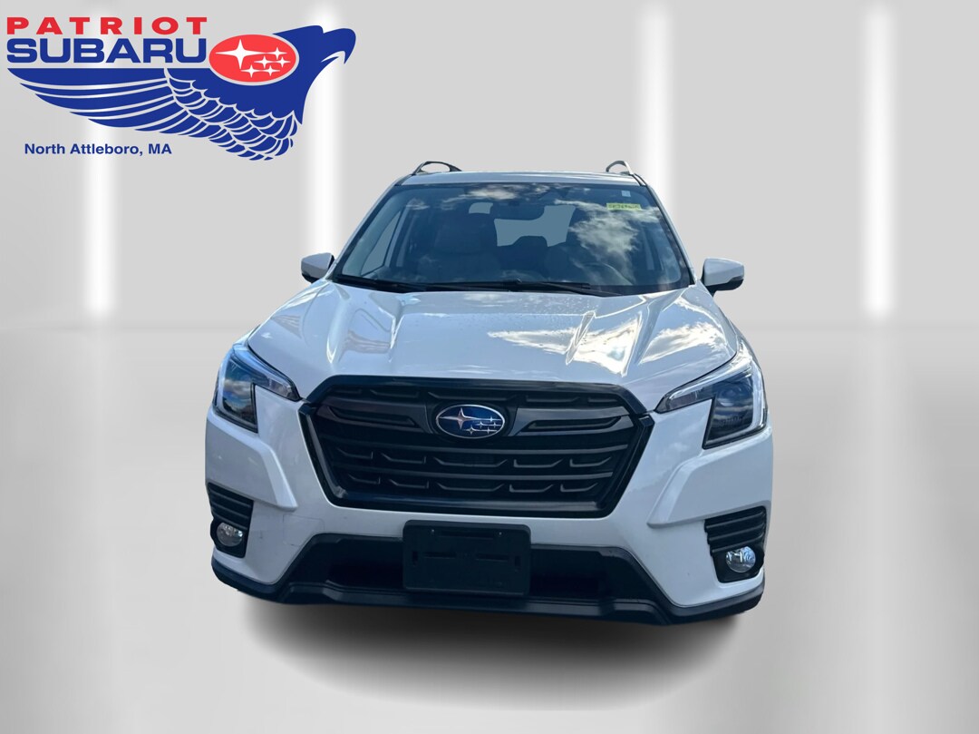 2023 Subaru Forester Limited photo 3