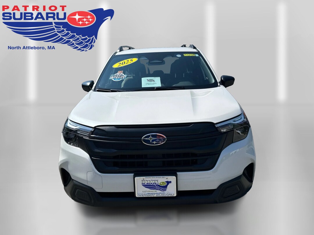 2025 Subaru Forester photo 3