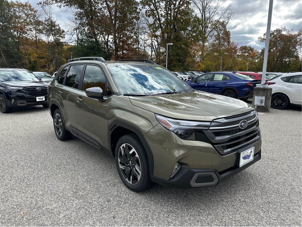 New 2025 Subaru Forester Hybrid Limited SUV