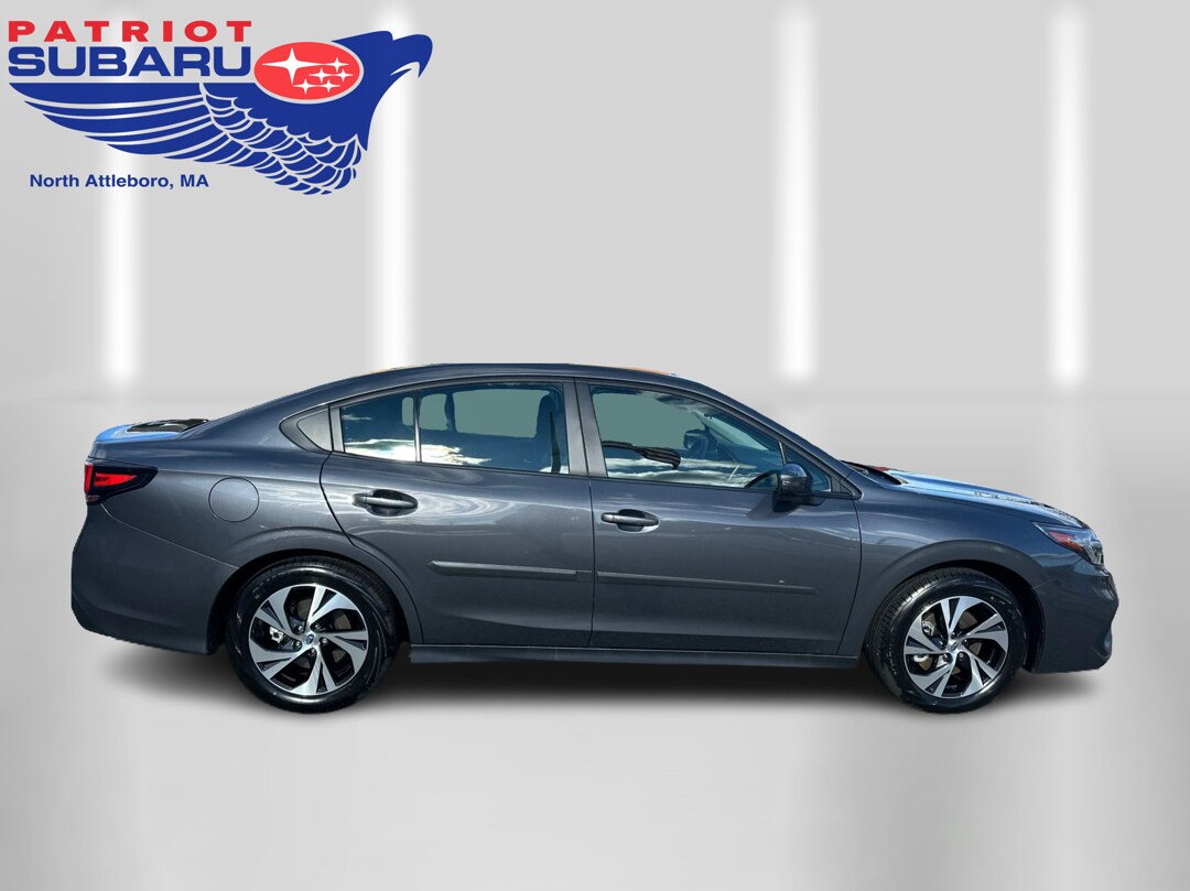 2025 Subaru Legacy Premium photo 4