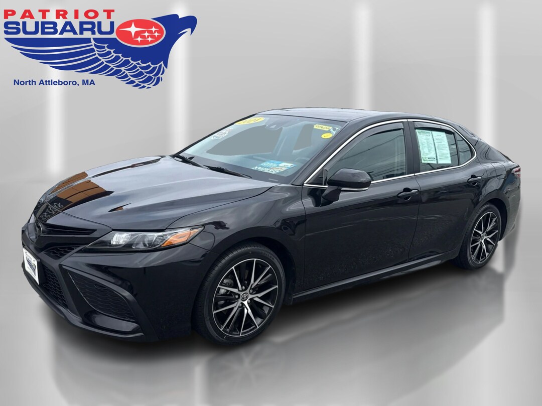 2024 Toyota Camry SE photo 2