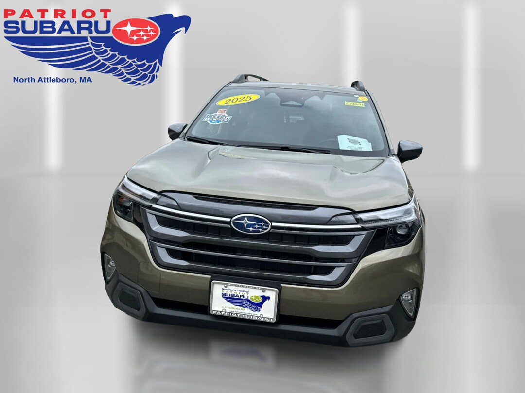 2025 Subaru Forester Limited photo 3