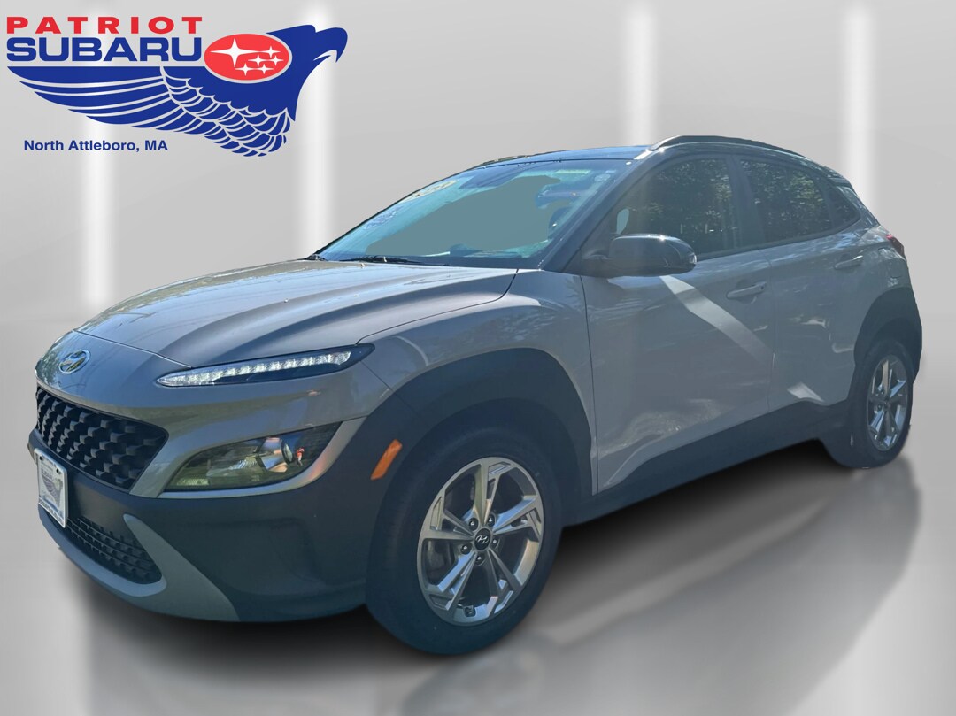 2023 Hyundai Kona SEL photo 2