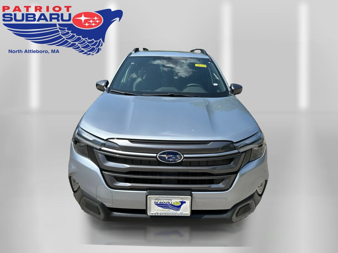 2025 Subaru Forester Limited photo 3