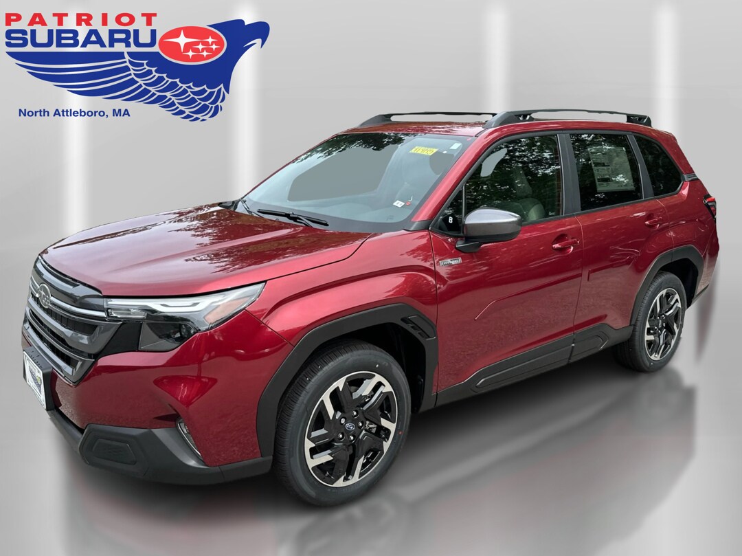 2025 Subaru Forester Premium photo 2