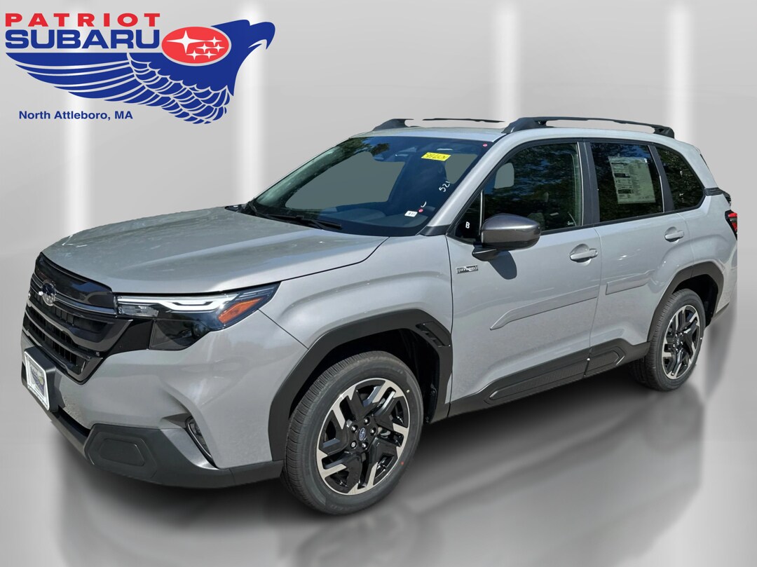 2025 Subaru Forester Premium photo 2