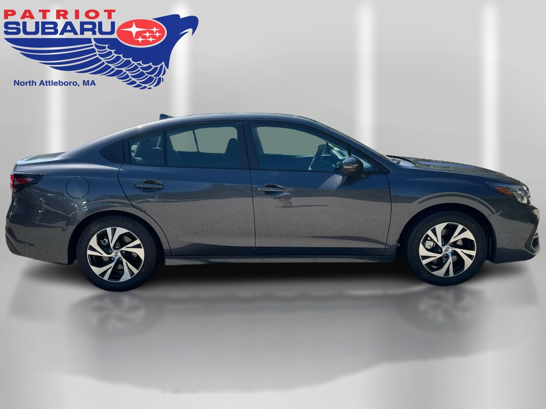 2025 Subaru Legacy Premium photo 4