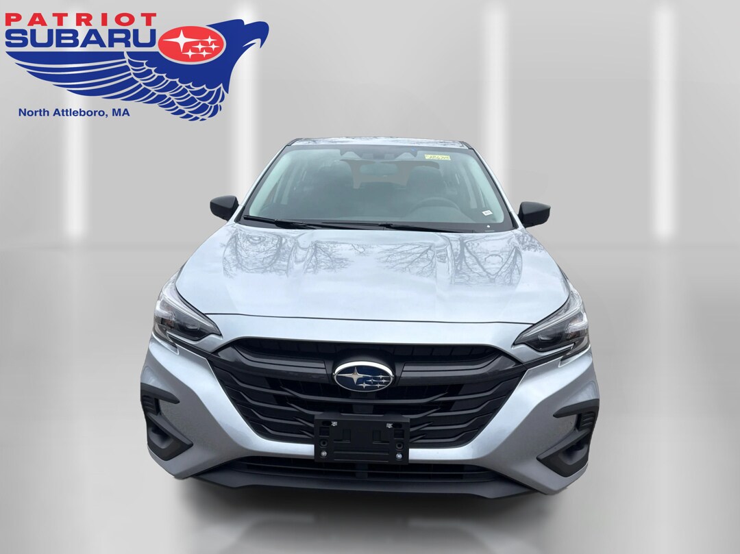 2025 Subaru Legacy Base photo 3