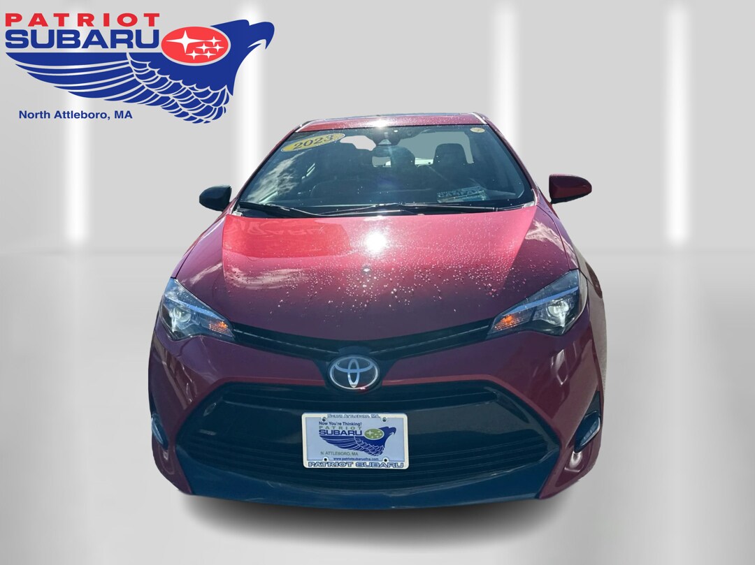 2017 Toyota Corolla LE photo 3