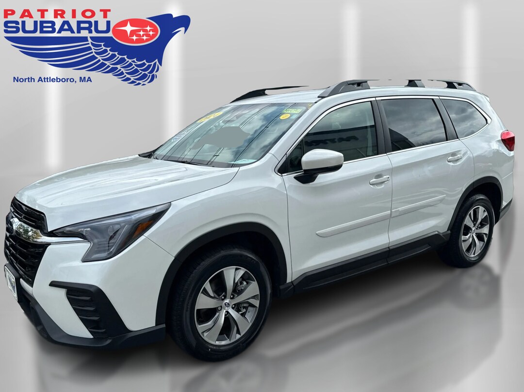 2024 Subaru Ascent Premium photo 2
