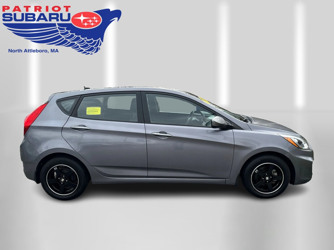 2016 Hyundai Accent SE photo 4
