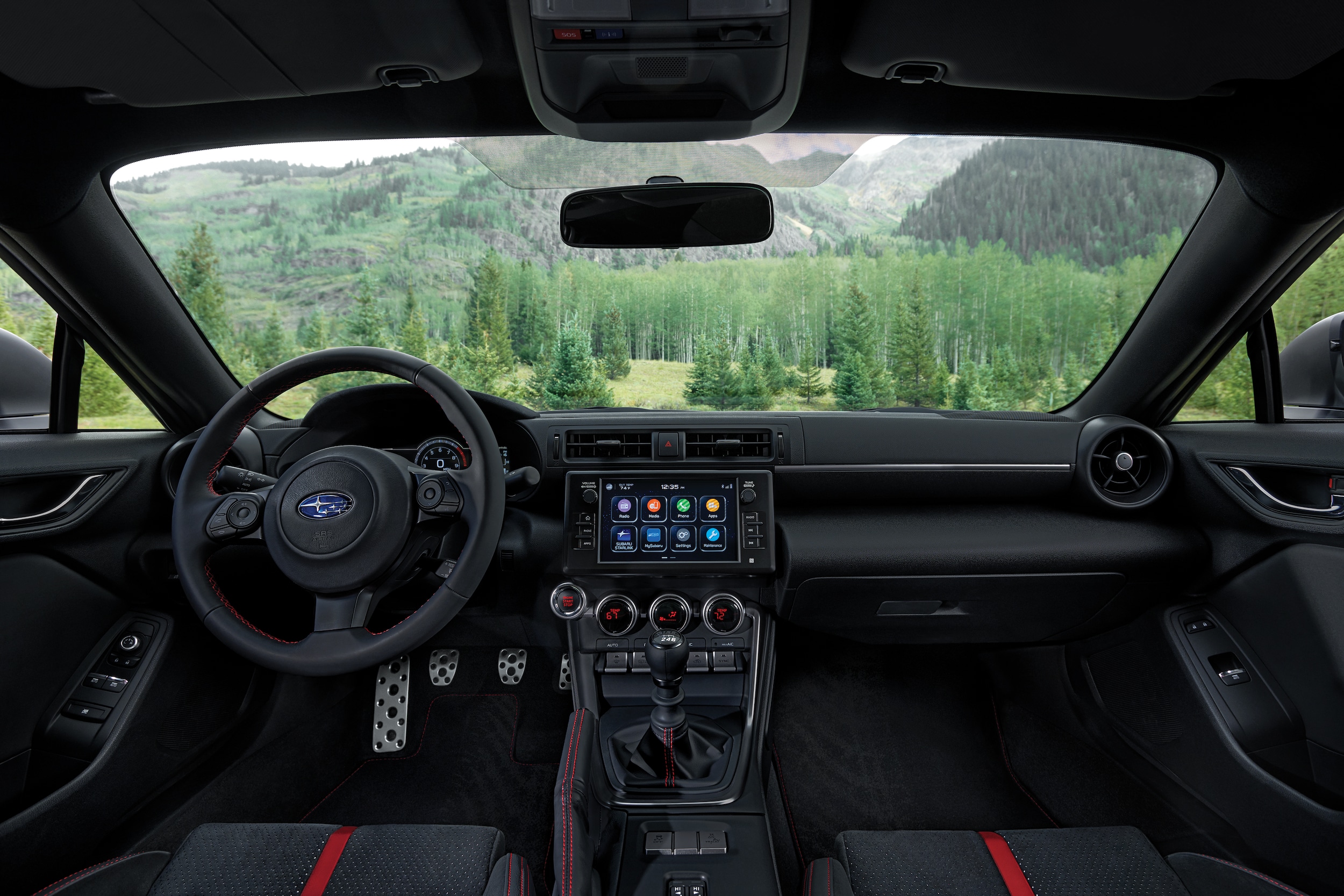 Subaru BRZ interior and technology