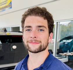 Staff member Jarod Dimartino from 6ccfde0bd221